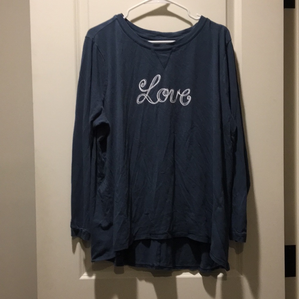 ANYBODY Graphic hi/lo stretchy “LOVE”t-shirt long sleeves women’s size XL blue